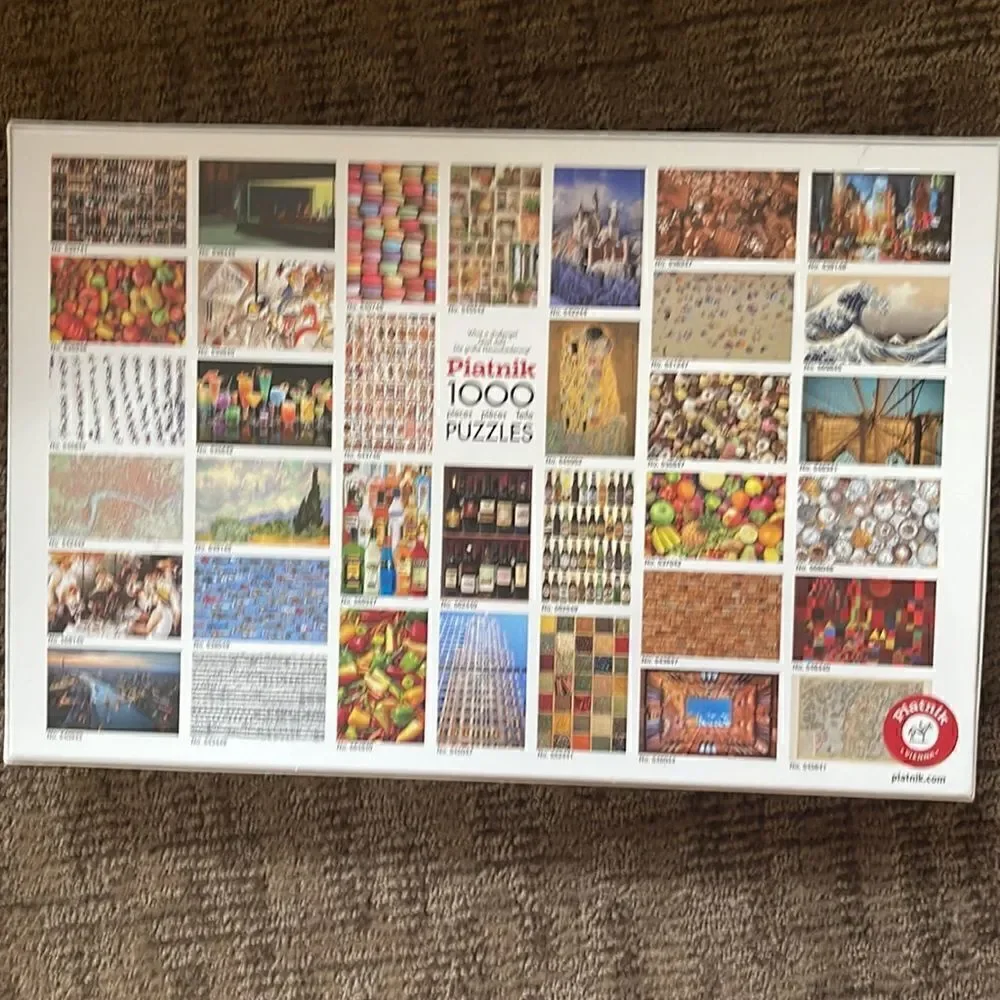 Piatnik wine bottle puzzle.  1000 pieces. Difficult.